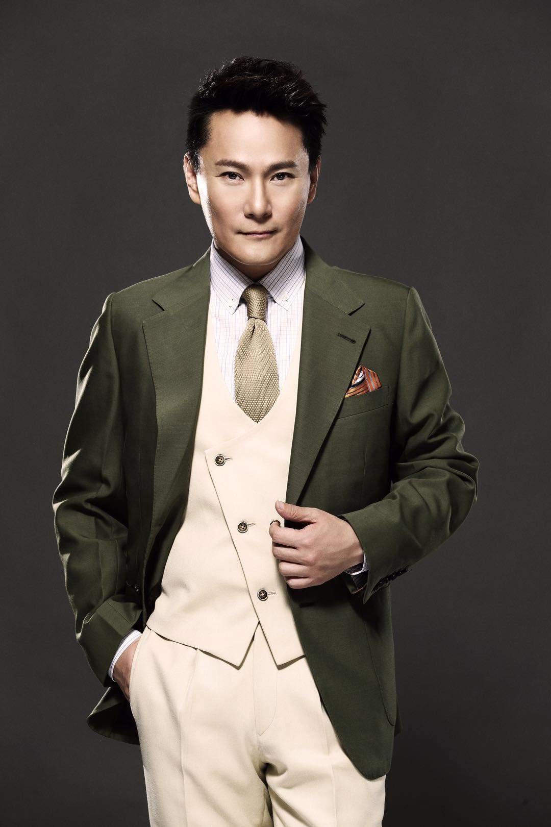 【三峡商报直播】"10年嘉木醇 群星耀宜都 "群星演唱会